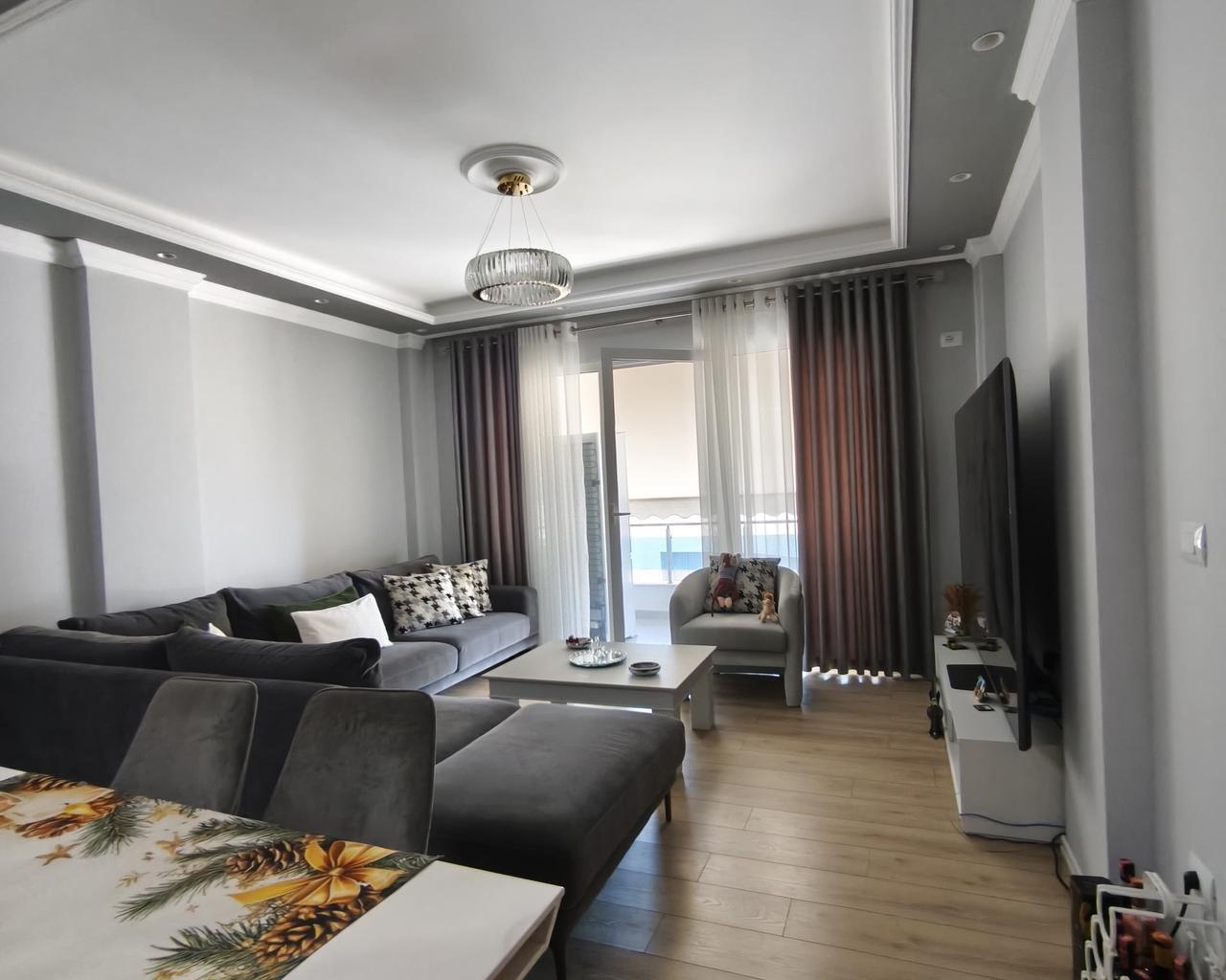 🏡 Shitet Apartament 3+1+2 – Pranë Kopshtit Zoologjik