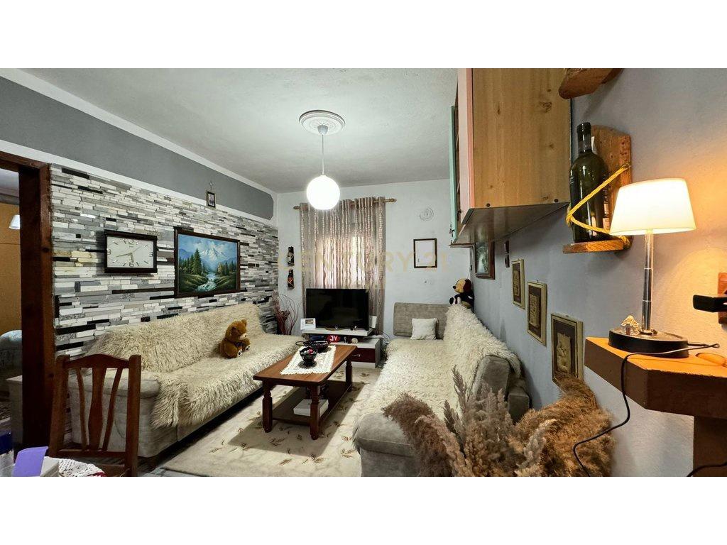 Vendita casa privata su un piano a Kodren e Priftit