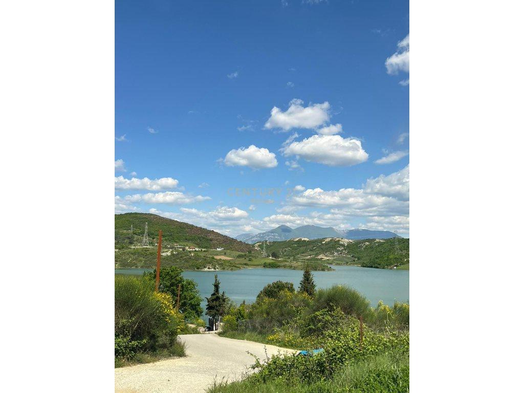 SHITET SHTEPI PRIVATE DHE TOKE ME PAMJE PANORAMIKE NGA LIQEN