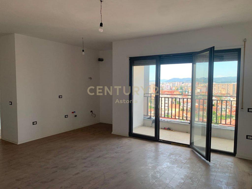 2+1+2 Fully Renovated Apartment for Sale on Bulevardin e Ri