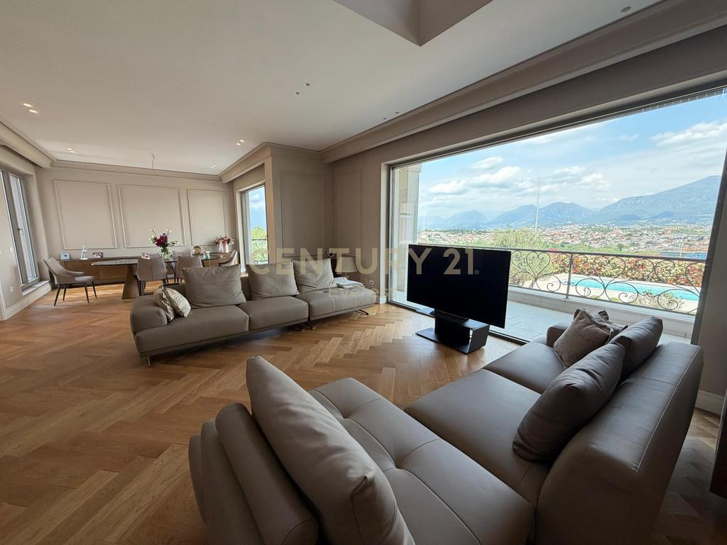 MJULL-BATHORE, VILLA 3-CAMERE CON PISCINA IN AFFITTO