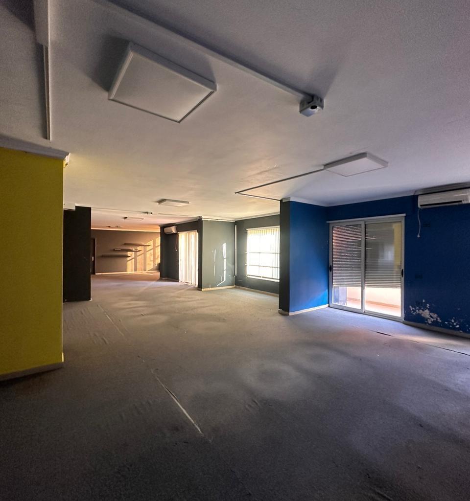 Commercial Space for Rent 585 m² Kavajes Street 6,000 EUR