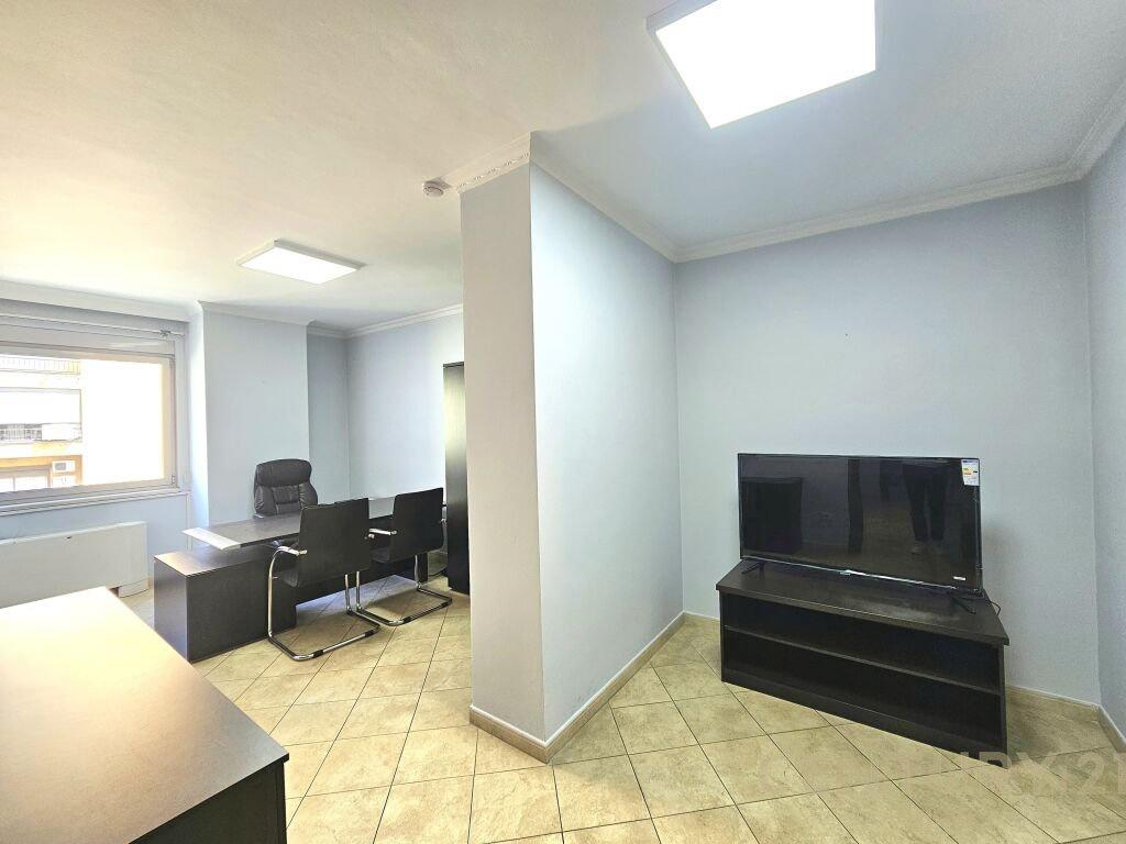 AMBIENTE PER UFFICIO IN AFFITTO VICINO LIBRIT UNIVERSITAR!