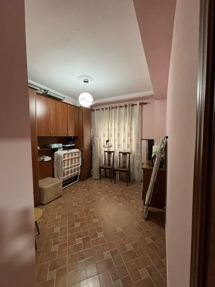 Tirane, vendesi appartamento 2+1 Piano 5, 82 m² 125.000 € (5 MAGGIO)
