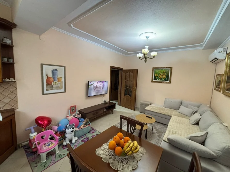 Tirane, shitet apartament 2+1 Kati 5, 82 m² 125.000 € (5 MAJI)