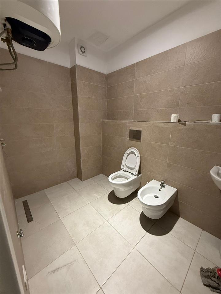 Apartment with Balcony, 75 m2, City Center, 550 Euro