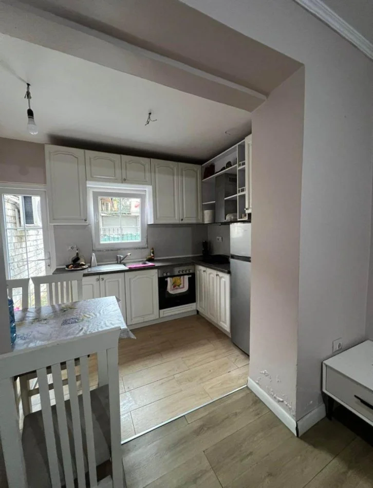 Tirane, Apartment for Rent 2+1, Floor 1, 75 m², 500 € (TRAIN STATION)