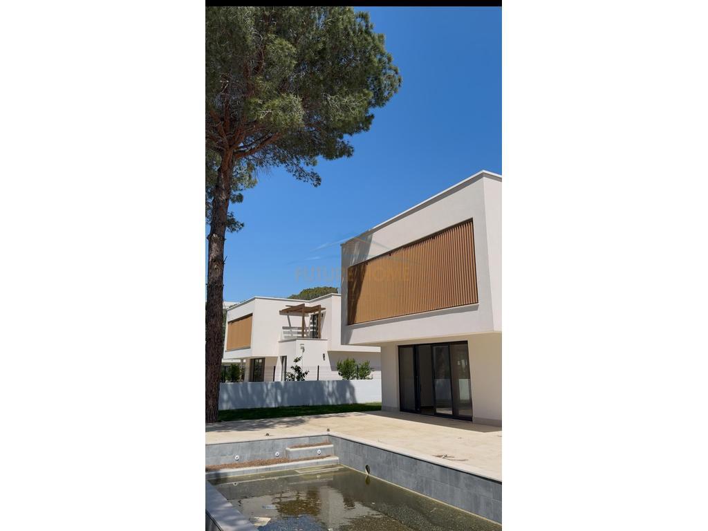 0696044408 For Sale: Private Villa "San Pietro", Lalë Bay