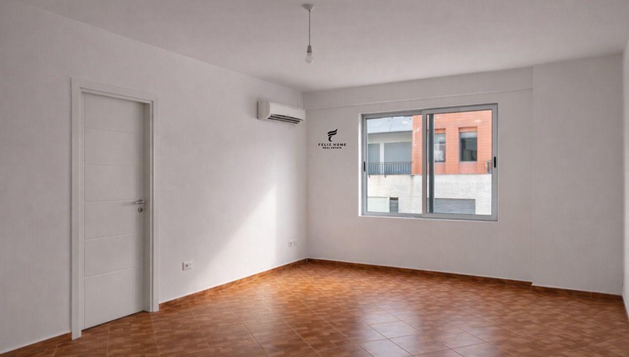 Commercial Space for Rent 70 m² Astir 40,000 LEK