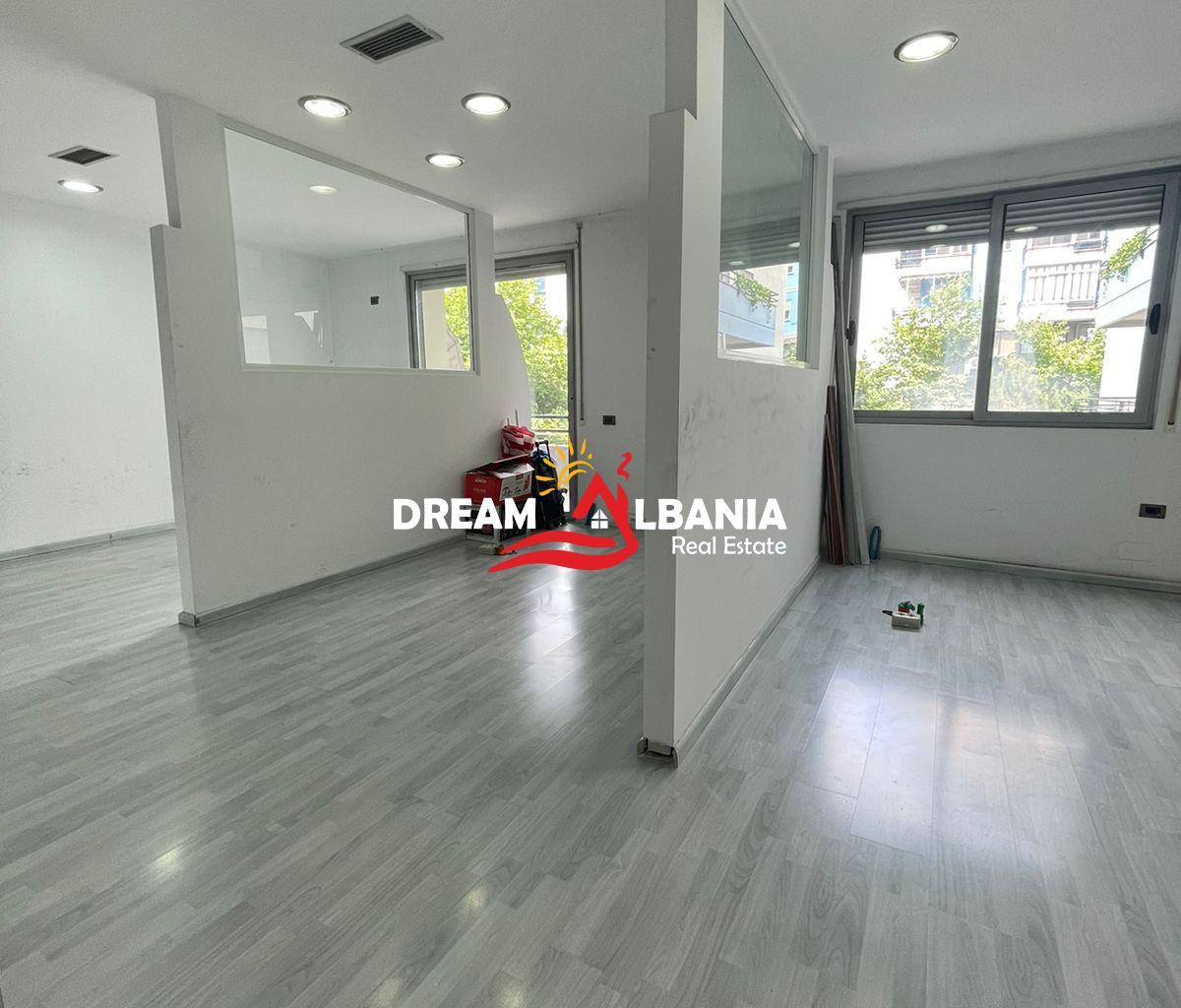 Commercial premises for rent near Casa Italia (ID 4271841)