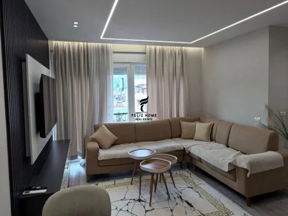 Tirane, affitto appartamento 2+1 Piano 4, 68 m² 750 € (XHAMLLIKU)