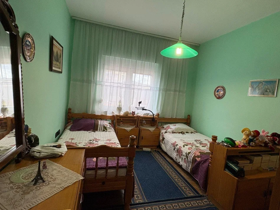 Tirane, affitto appartamento 2+1 Piano 5, 68 m² 600 € (VIA ELBASANIT)