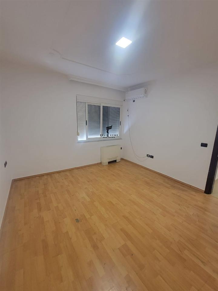 Warehouse for Rent 170m2 Block 1,700 Euro