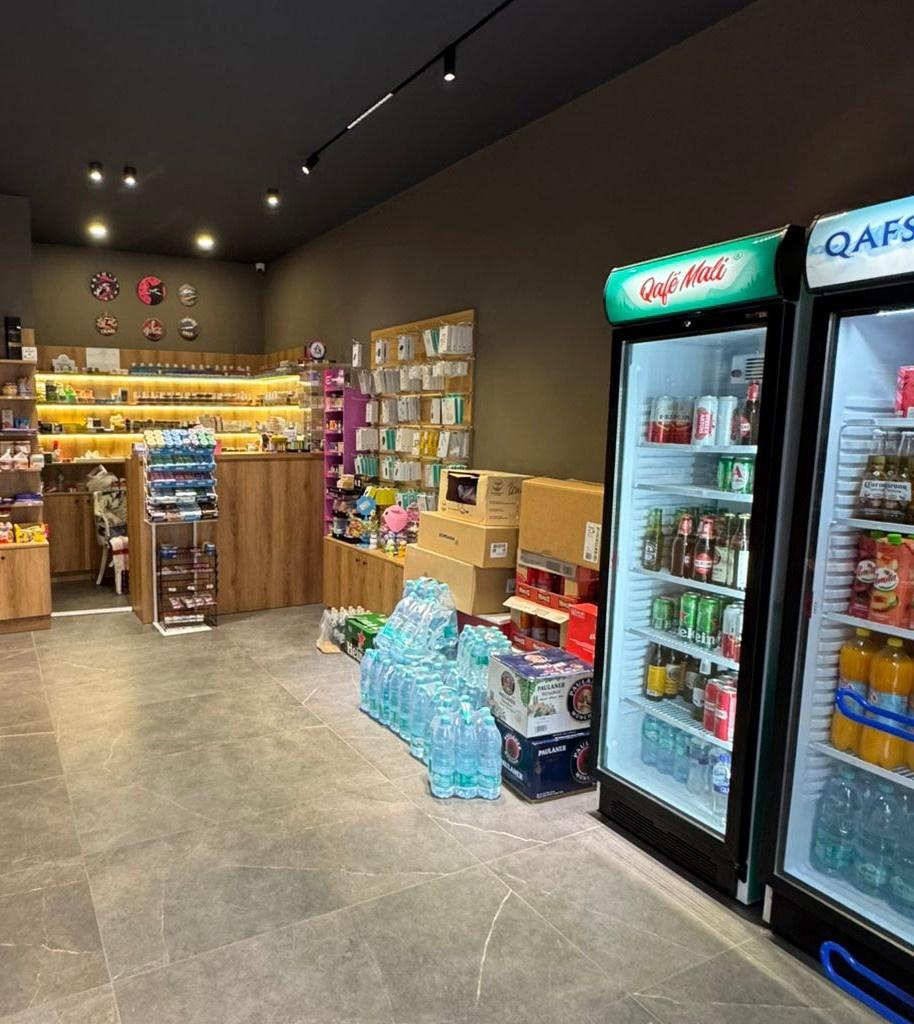 FOR SALE Shop 30 m² in Parisit Municipality