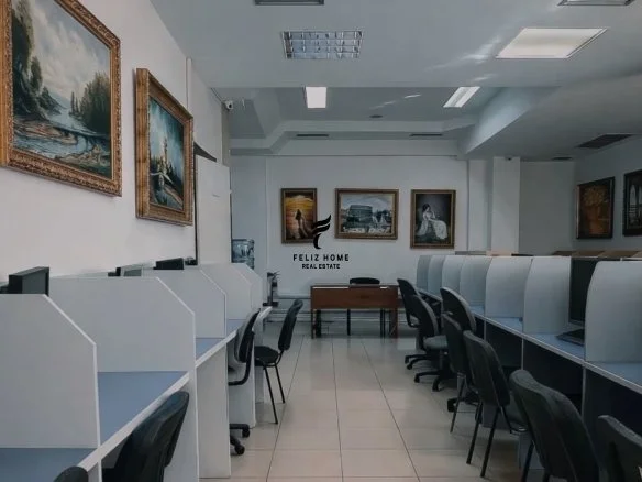 Tirane, shitet zyre Kati 1, 216 m² 550.000 € (RRUGA E ELBASANIT)