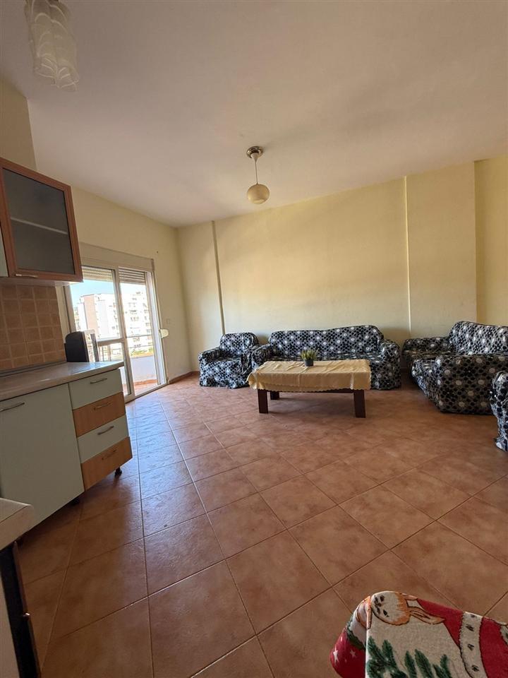 0682064333 🏡 Vendita 2+1 vicino alla Direzione di Polizia