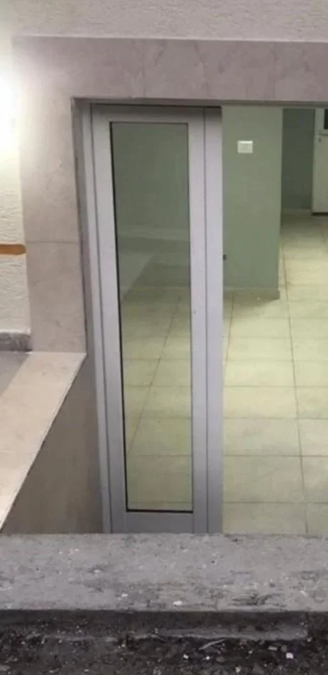 Tirane, vendesi negozio Piano 0, 31 m² 118.000 € (VASIL SHANTO)