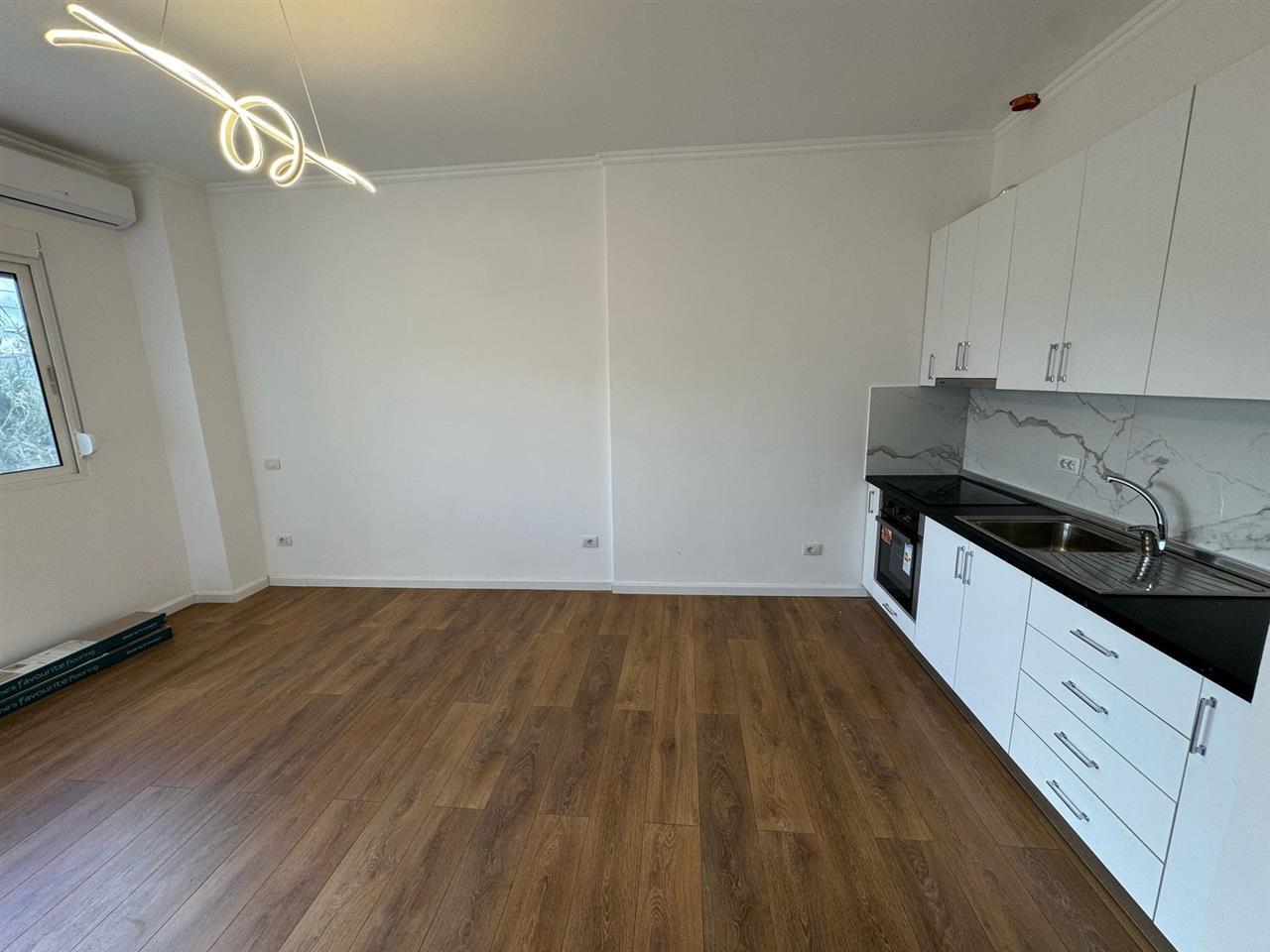 0682064333 SHITET 2+1 NE PLAZH OKAZION