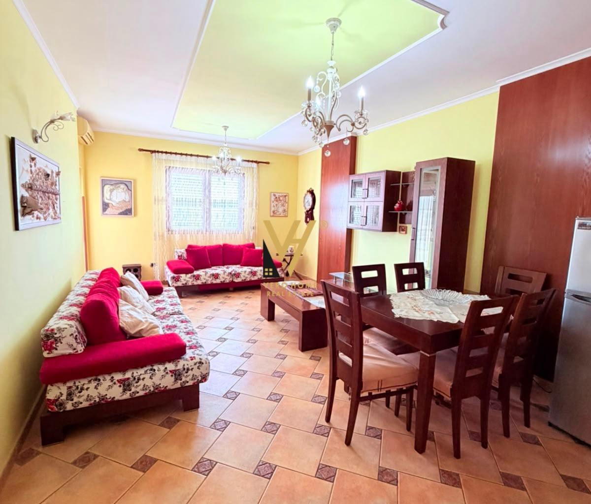JEPET APARTAMENT 3+1+BLK ME QERA TEK ISH RAJONI, DR 60.000 L