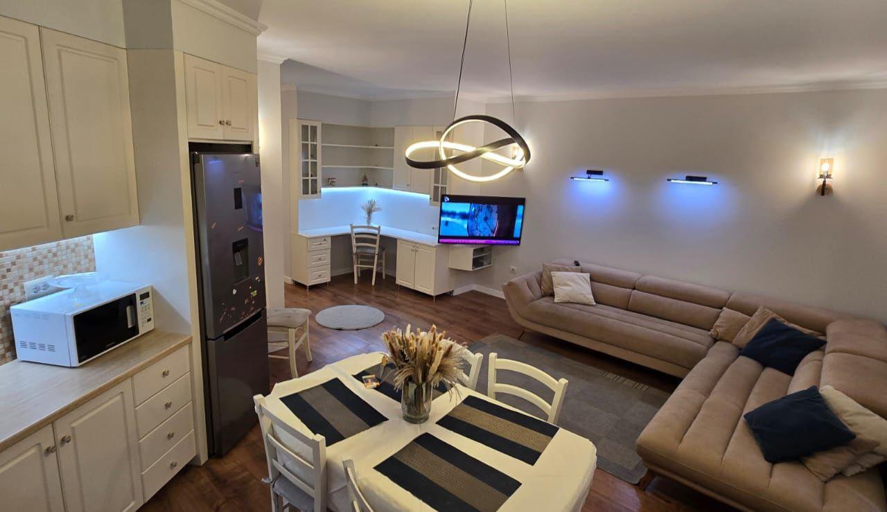 APARTAMENT ME QERA 3+1 KODRA E DIELLIT 1.000 EURO