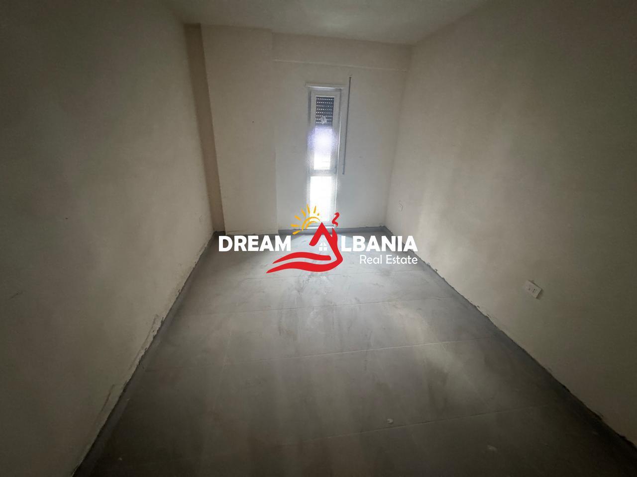 Apartamente 2+1 ne shitje ne Rruga 5 Maji (ID 41212172 )