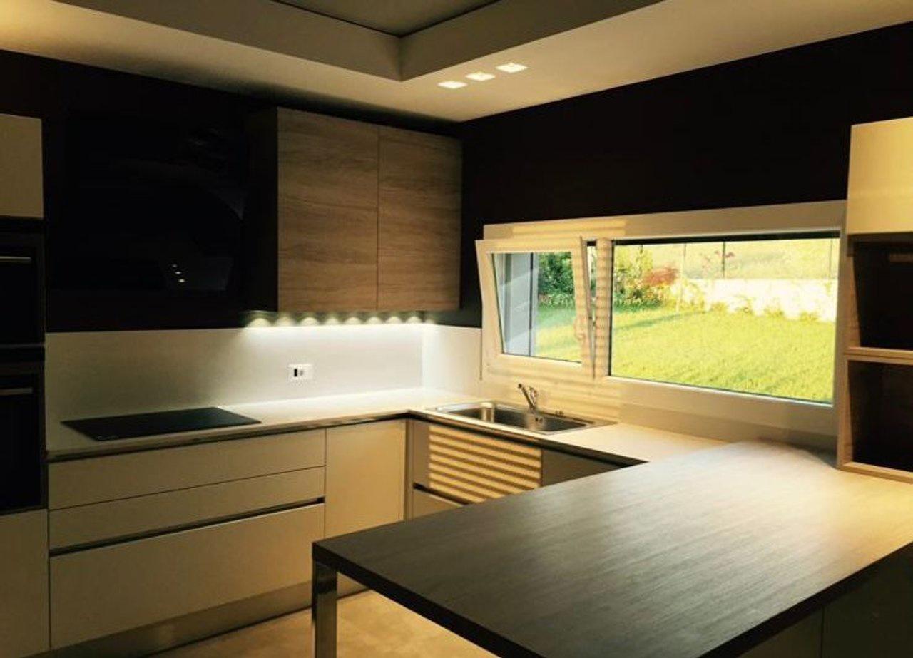 Modern Villa for Rent at Long Hill Residence!