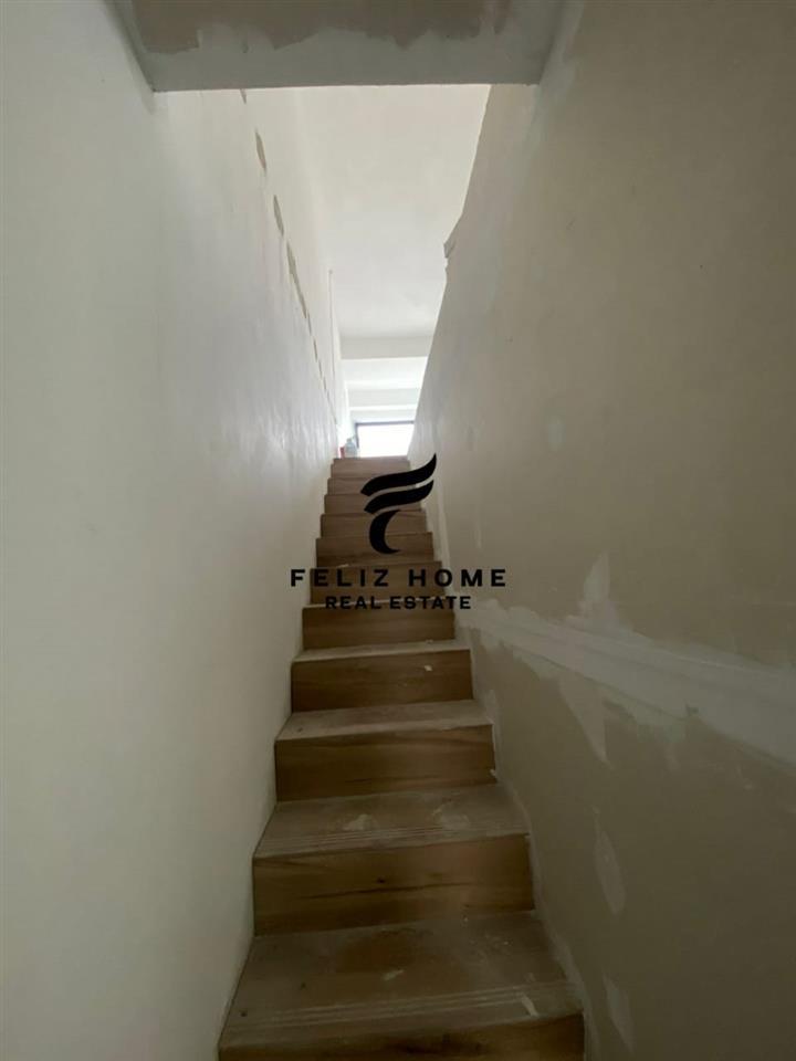 Business Premises, Myshyr Shyri, €550
