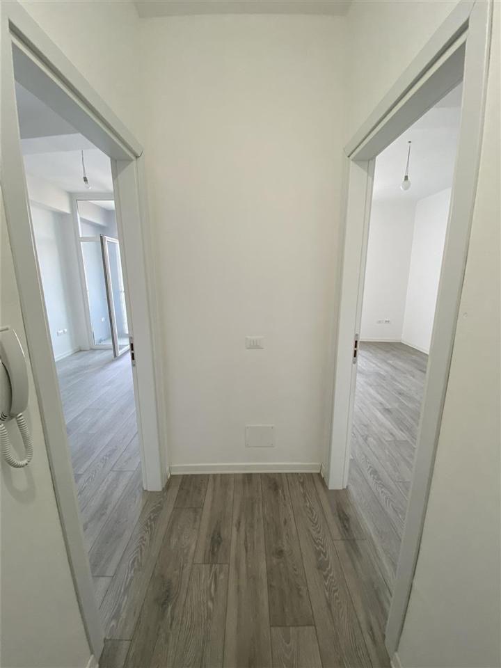 Appartamento in affitto di 70 m2 nel quartiere di Parisit a 700 euro