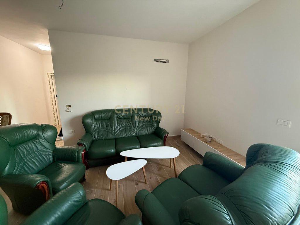 +355693150128. Apartament 2+1 me verande per qira ne Spital
