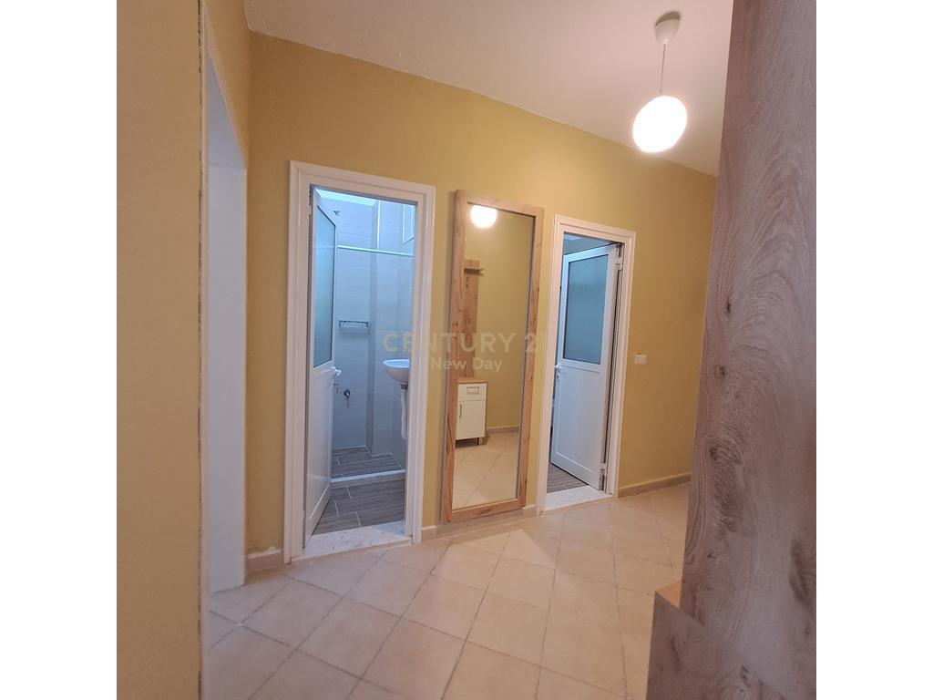 +355693150128. Apartament 1+1 me Qira në Qendër, Totalisht