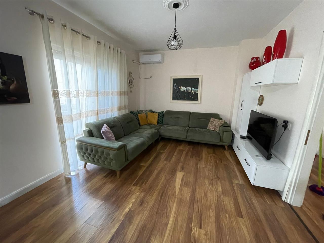 0682064333 APPARTAMENTO 2+1 IN VENDITA NEL CENTRO DI DURRES!