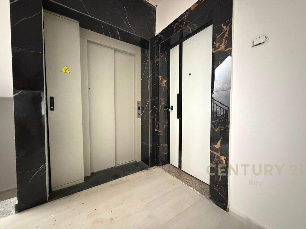 +355693150128. Apartment for Sale 1+1 in EON Residence, Golem