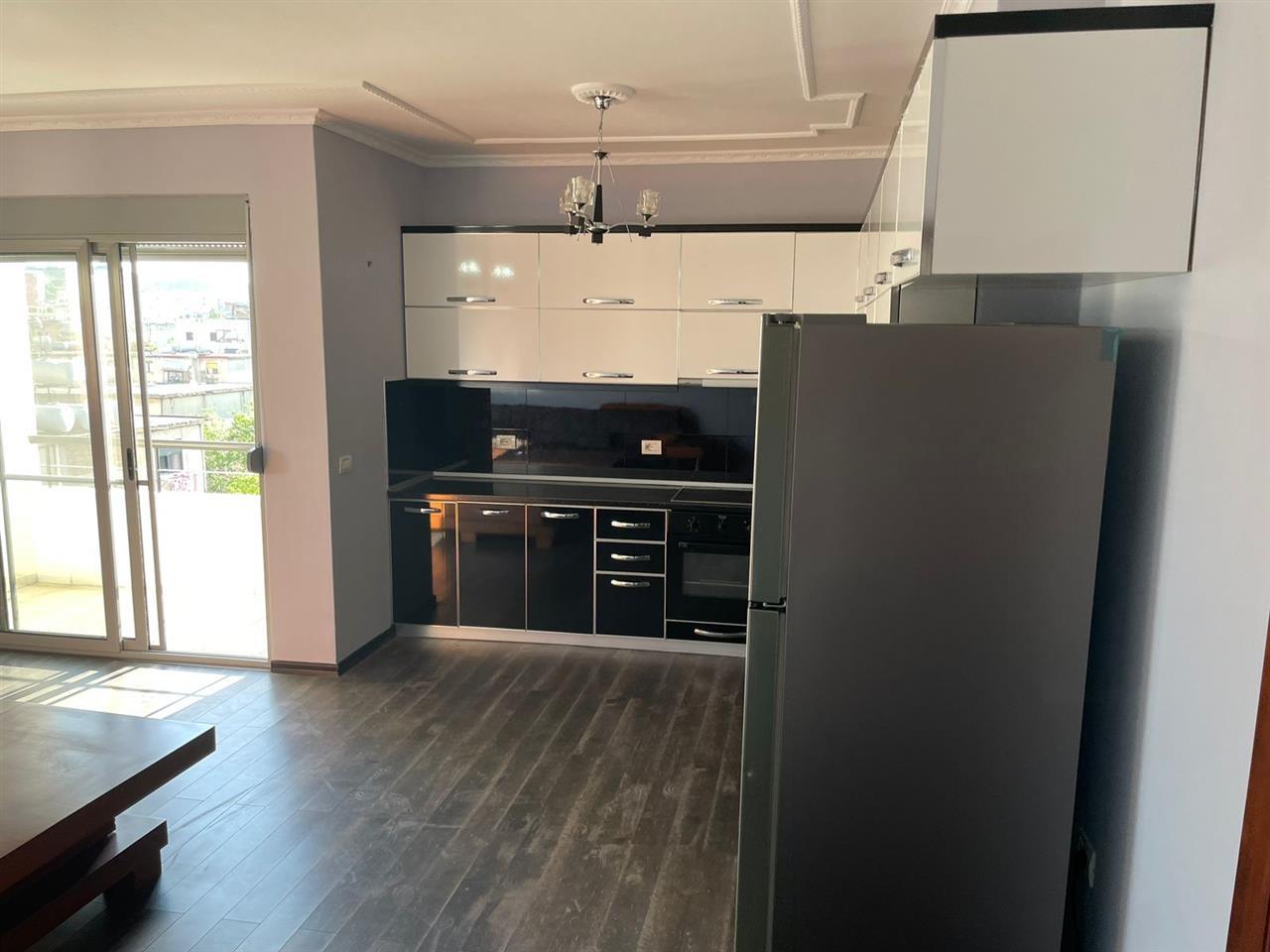 0682064333 Appartamento 2+1 in affitto presso lo stadio di Durres