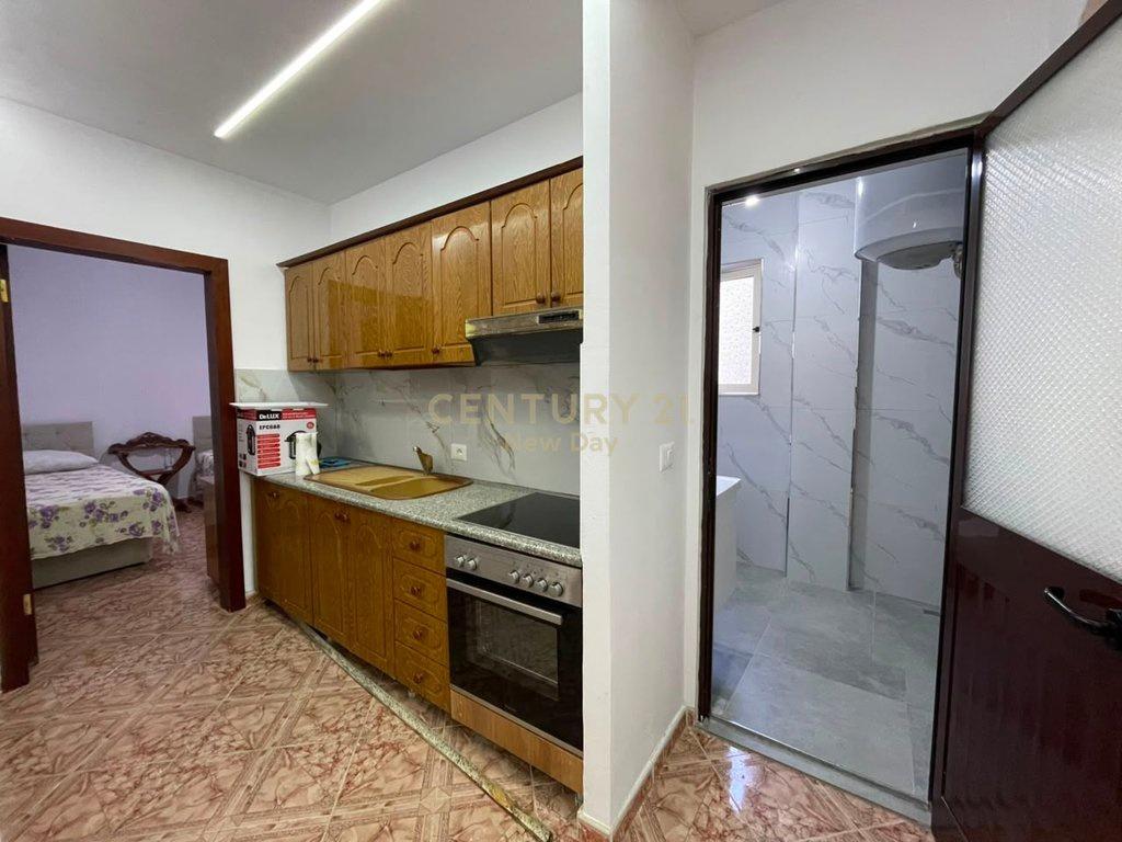 +355684394200 JEPET ME QIRA APARTAMENT 2+1+2 NE QENDER !!