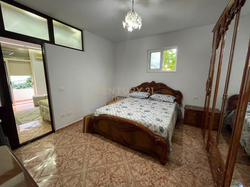 +355684394200 JEPET ME QIRA APARTAMENT 2+1+2 NE QENDER !!