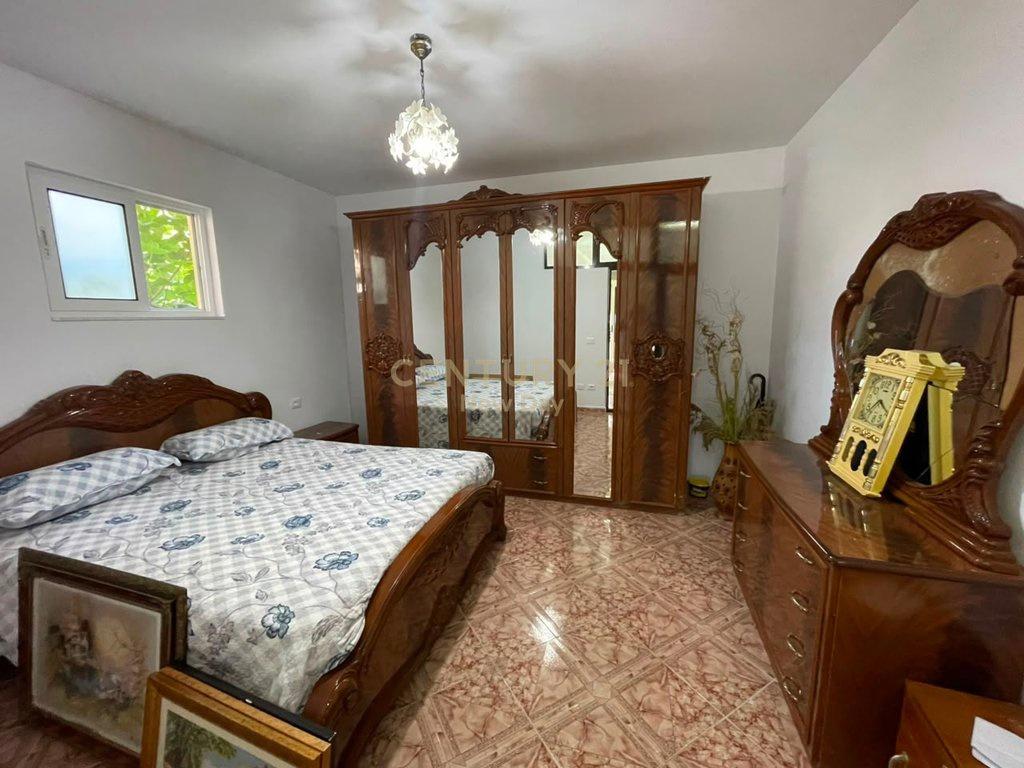 +355684394200 JEPET ME QIRA APARTAMENT 2+1+2 NE QENDER !!