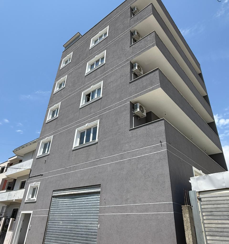 Villa di 4 piani in affitto – Spitall, Durres