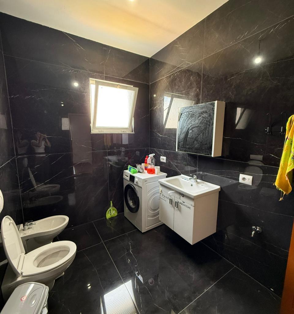 Villa di 4 piani in affitto – Spitall, Durres