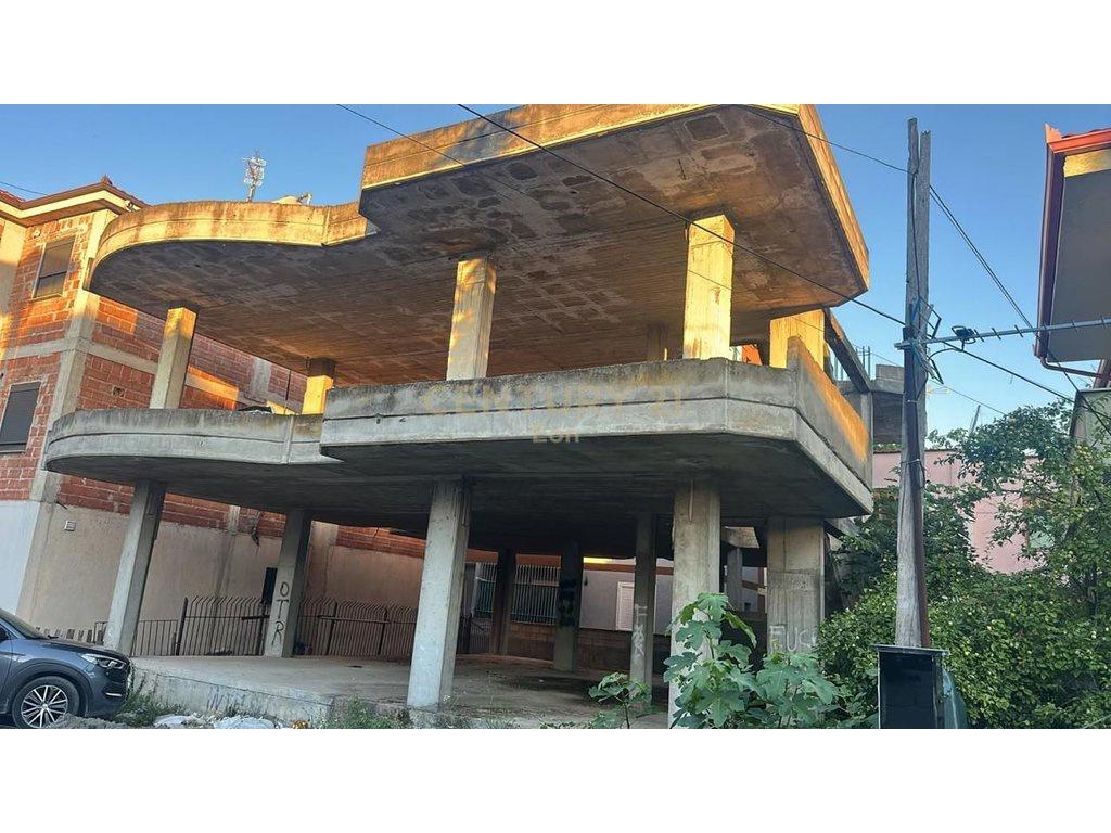 0683005058 Ndërtesë 2 kate Për Shitje tek Ish Keneta, Durrës