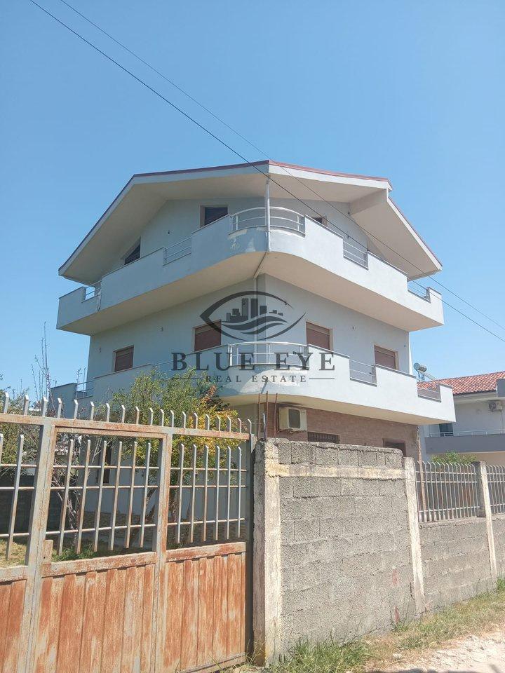 VENDITA VILLETTA 3 PIANI – QUARTIERE 15, DURRËS!