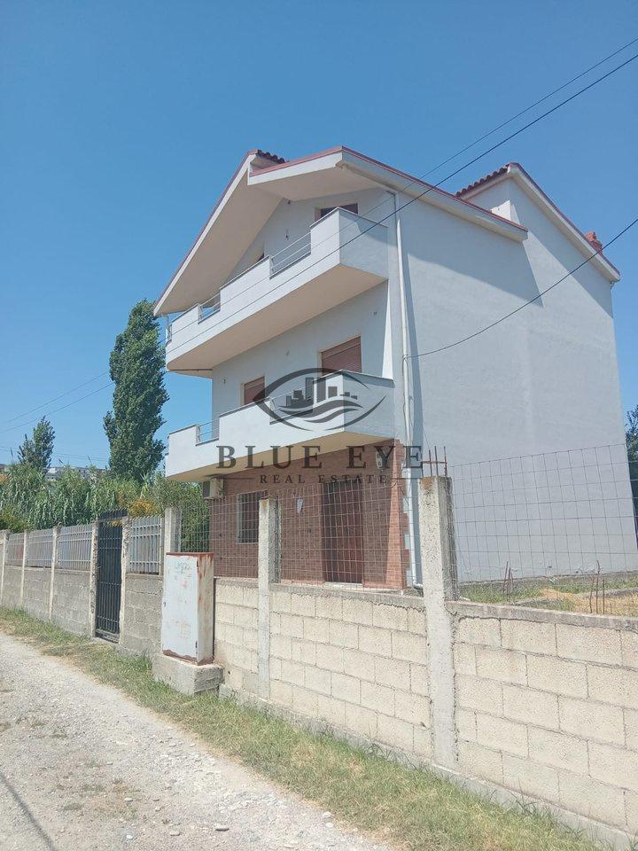 VENDITA VILLETTA 3 PIANI – QUARTIERE 15, DURRËS!