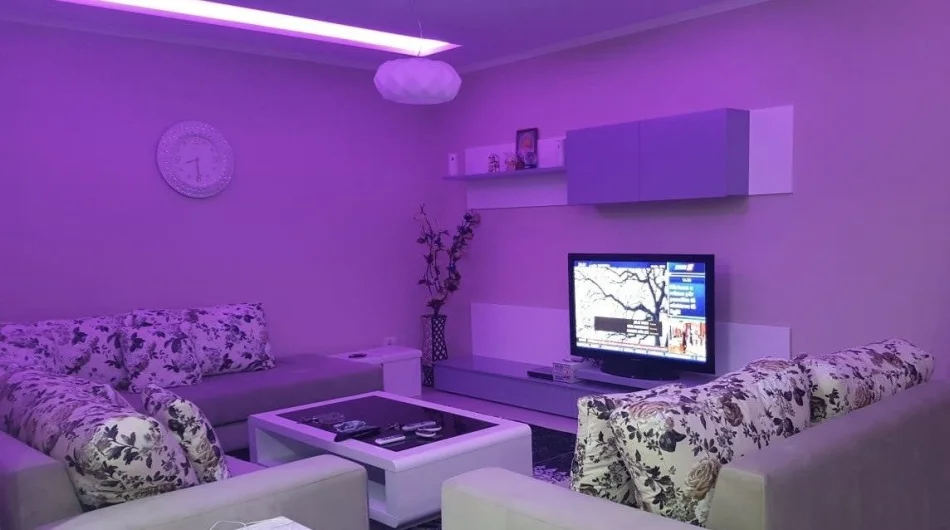 Tirane, vendesi appartamento 3+1 Piano 4, 155 m² 250.000 € (Casa Italia)