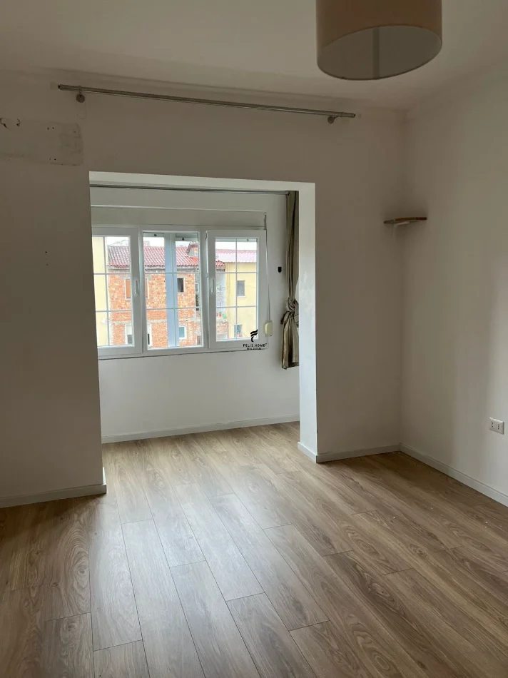 Tirane, vendesi appartamento 1+1 Piano 5, 69 m² 175.000 € (MYSLYM SHYRI)