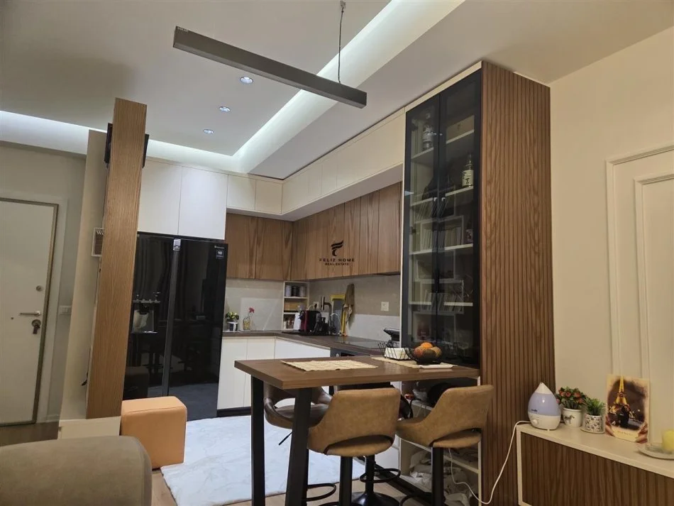 Tirane, vendesi appartamento 2+1+Balcone Piano 2, 86 m² 160.000 € (ALI DEMI)