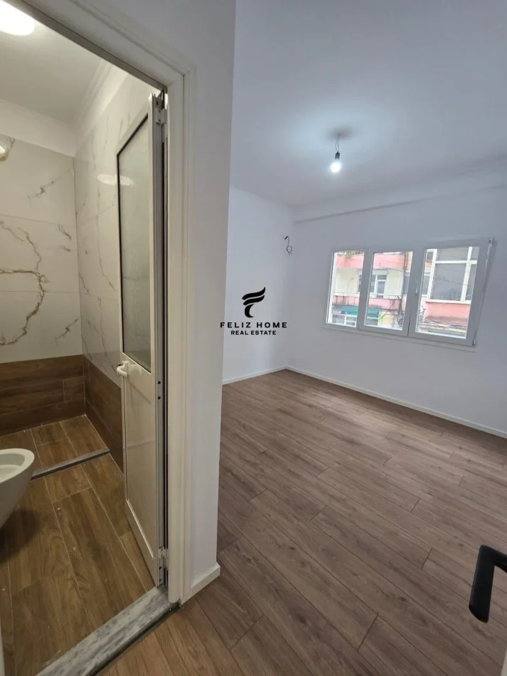 Tirane, vendesi appartamento 2+1+Balcone Piano 2, 87 m² 210.000 € (VIA ELBASANIT)