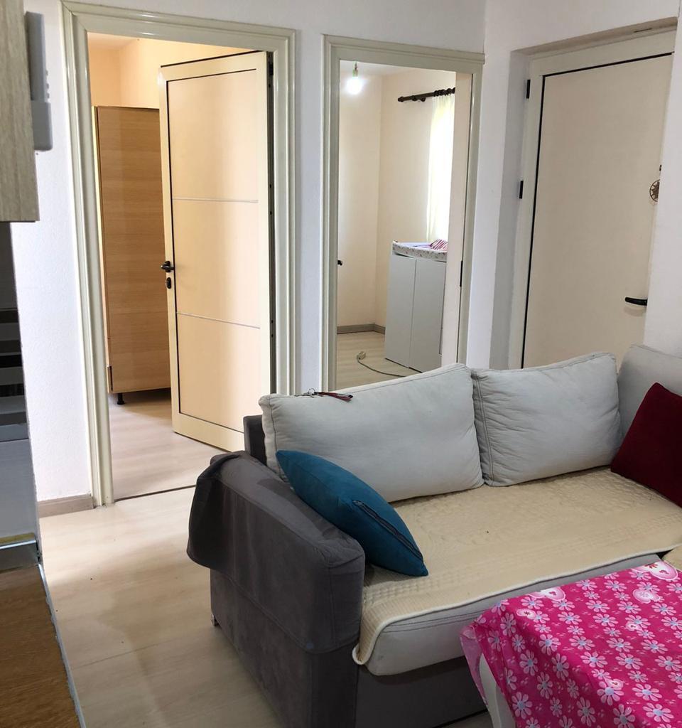 VENDESI VILLA PRIVATA 1 PIANO CON 10.000.000 LEKE