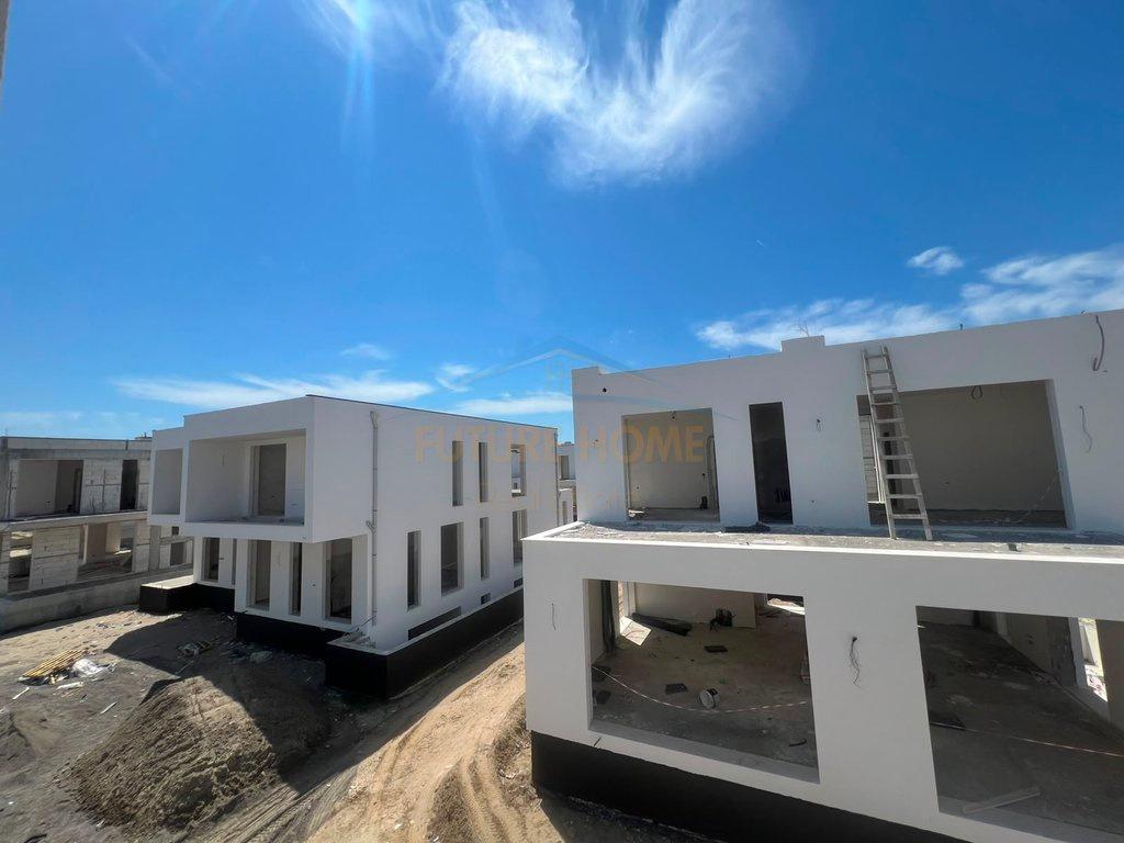 0683487469 Shitet, Villa Singole, GJIRI I LALEZIT