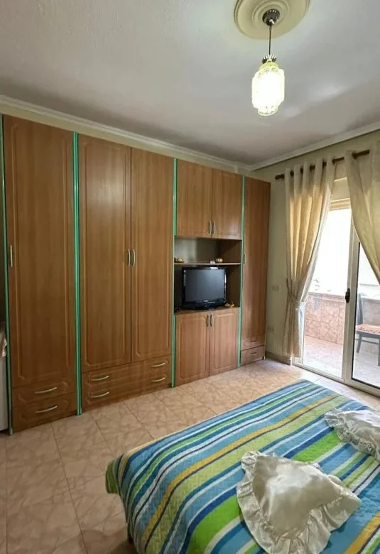 Tirane, vendesi appartamento 2+1 Piano 3, 132 m² 240.000 € (Tirana e Re)