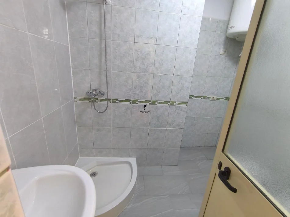 Tirane, vendesi monolocale 1+1 Piano 1, 35 m² 70.000 € (FRESKU)