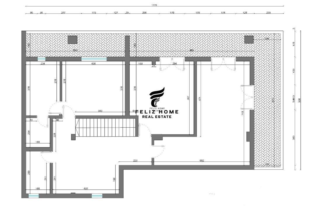 Zyra con Quera 400 m2 Fresca 2500 Euro FH-57761